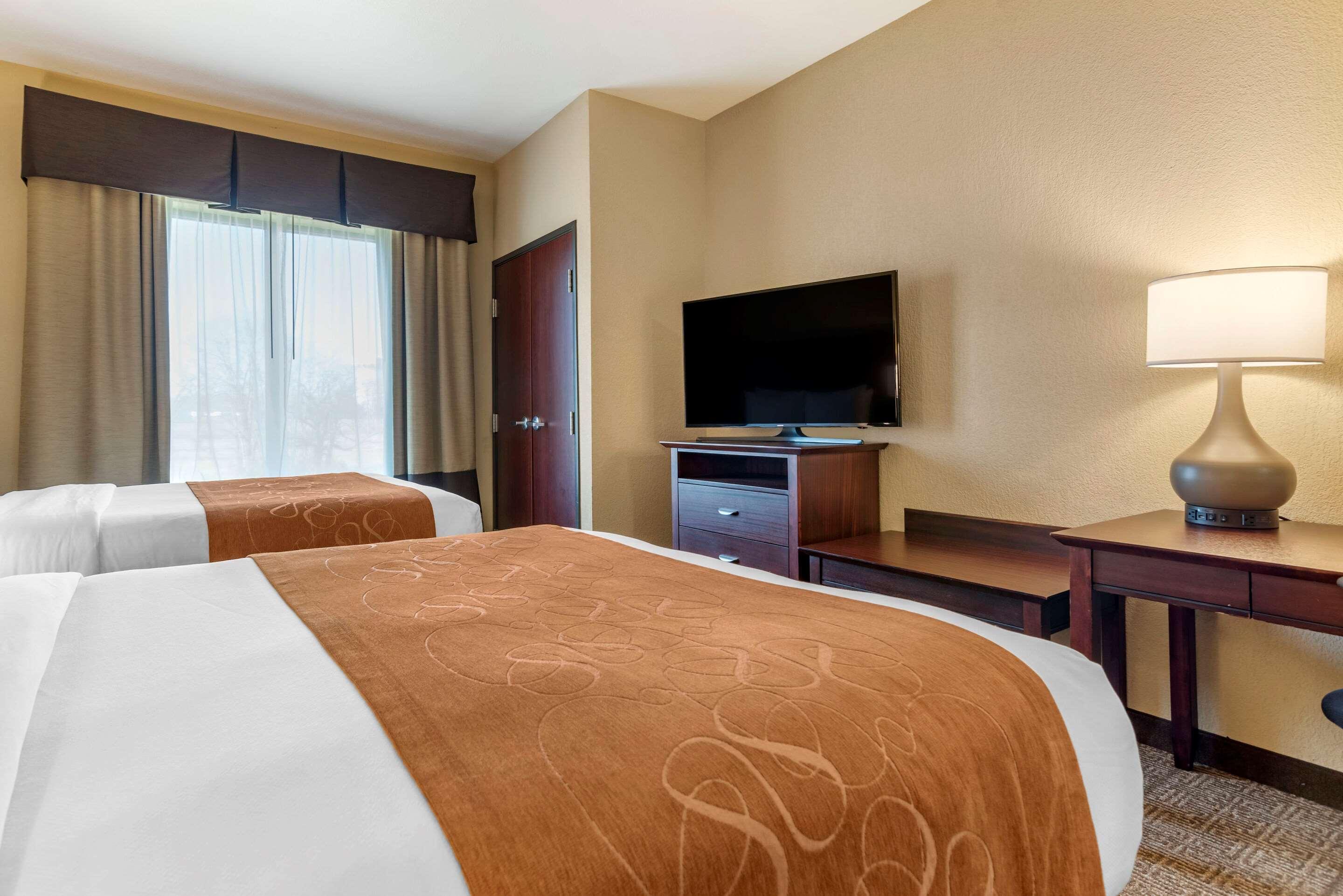 Comfort Suites Airport South Монтгомъри Екстериор снимка